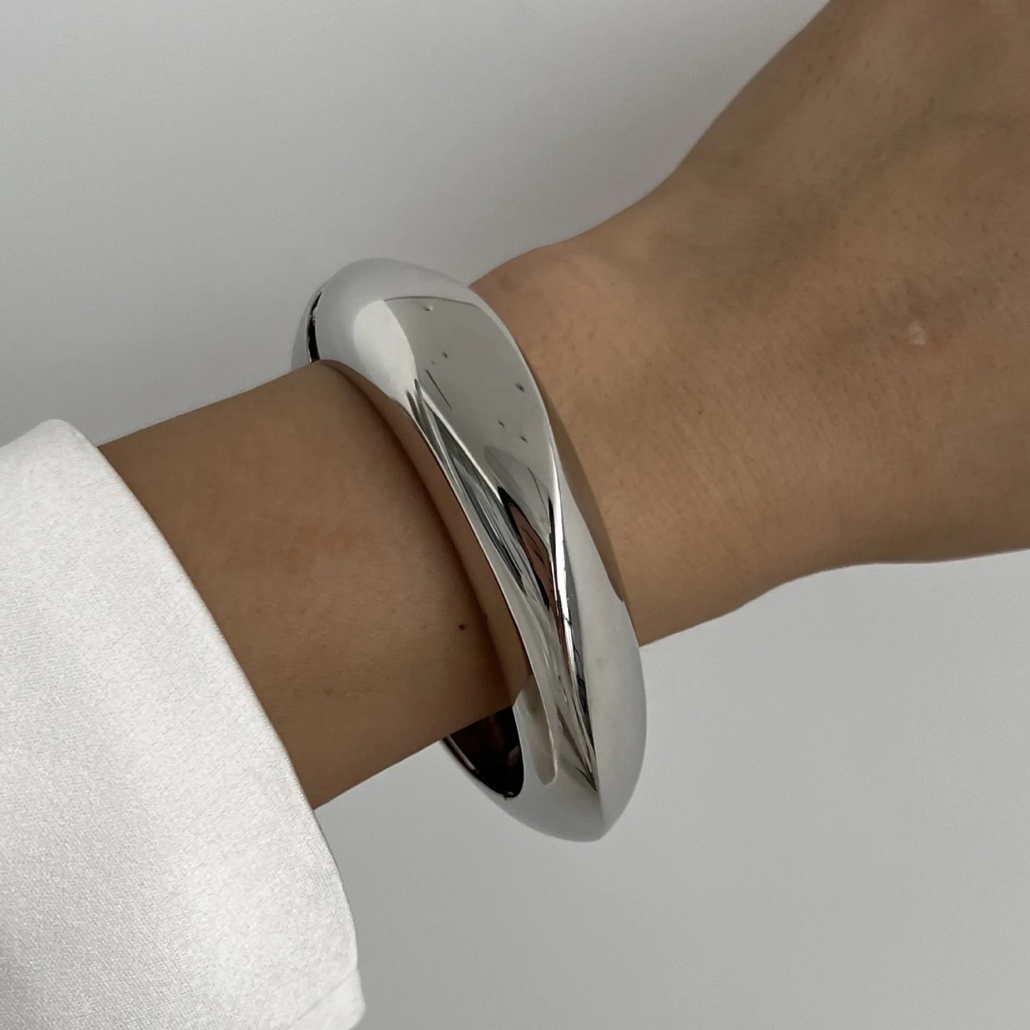 Velmora Cuff Bracelet
