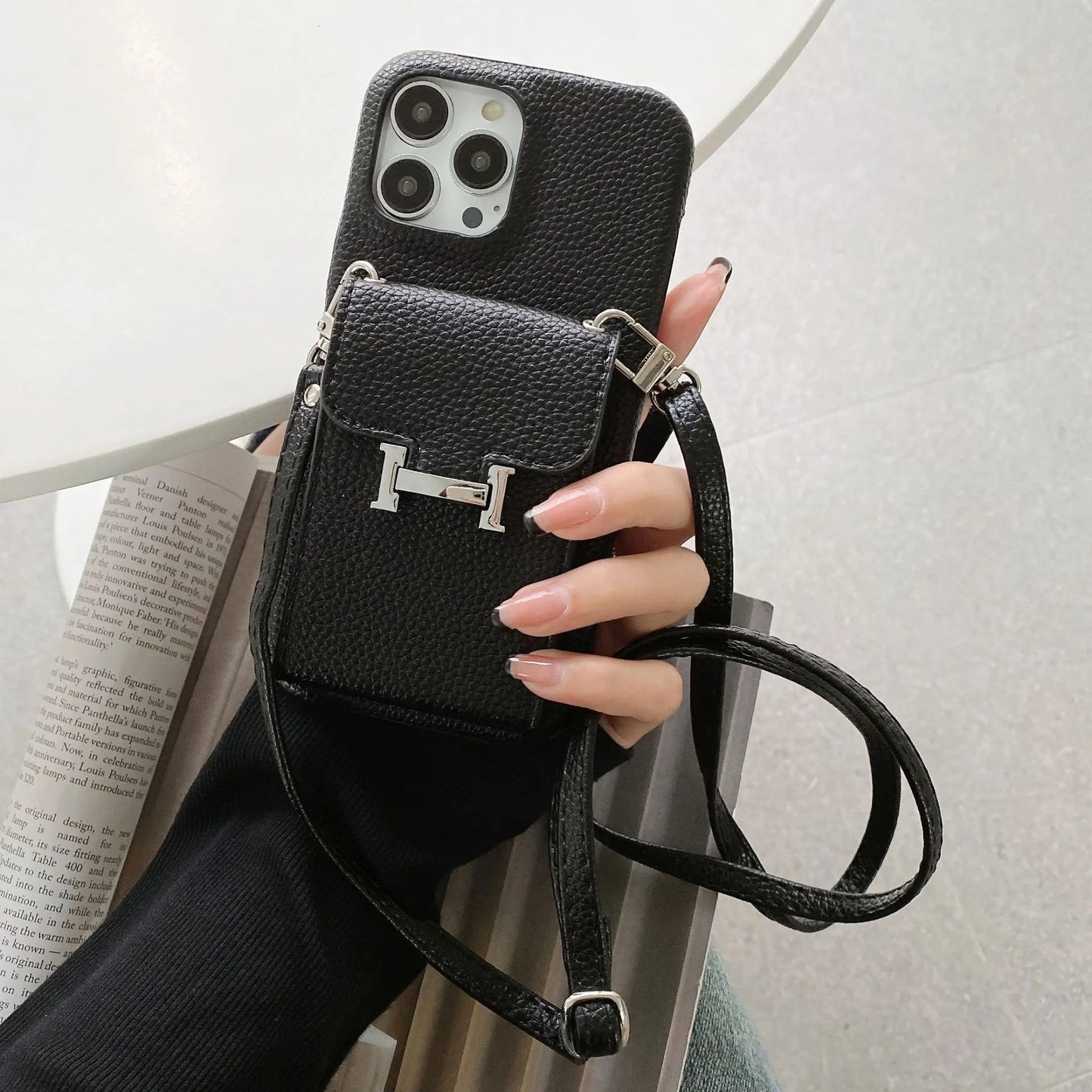 Savina Shoulder Strap Case