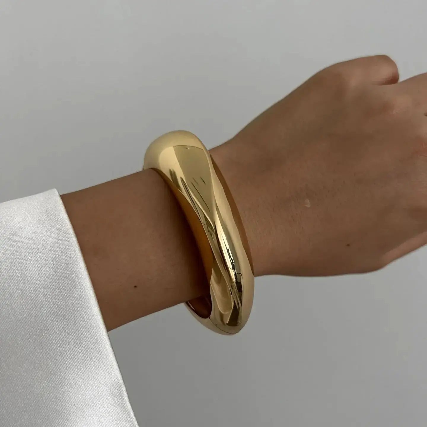 Velmora Cuff Bracelet