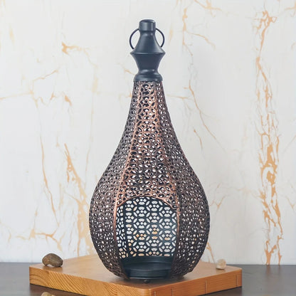 Lumanté Metal Lantern